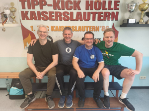 Titelverteidiger Frankfurt hat die Hölle Lautern überstanden